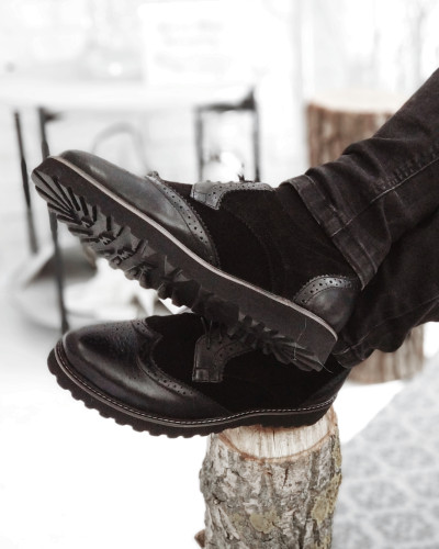 Чоловічі туфлі. Броги ONYX LV