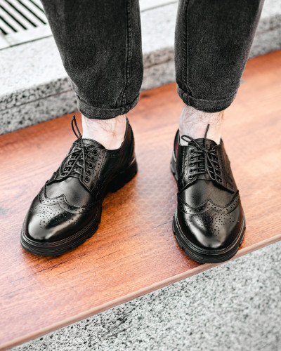 Shoes for man. Brogues SENS BLACK