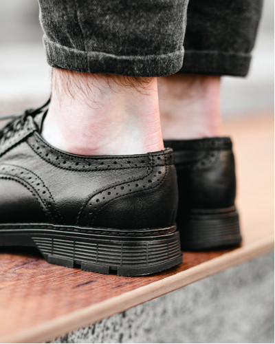 Shoes for man. Brogues SENS BLACK